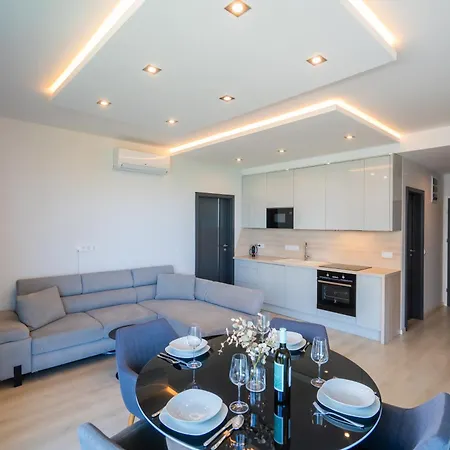 Myflat Casa Galerius شقة شيوفوك