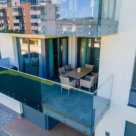 Myflat Casa Galerius شقة